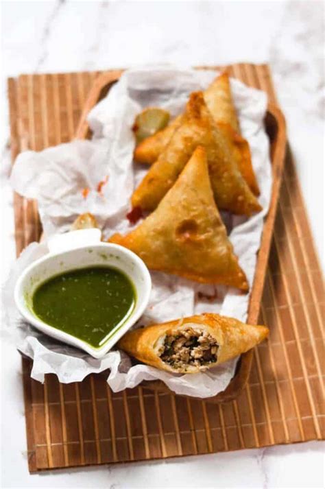 Chicken Samosa - Recipe52.com