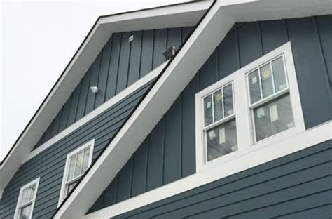 Vertical & Horizontal Siding Installation ( Which is Right for You?)