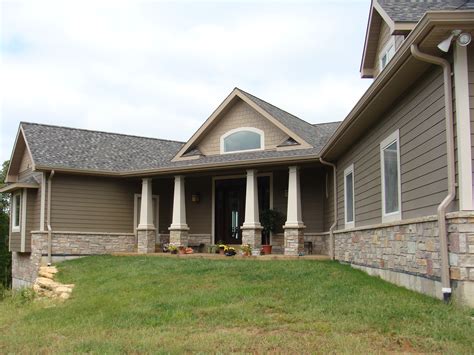 James Hardie Lap Siding, Timberbark Siding, Cobblestone Trim and Khaki Brown Staggered Edge ...