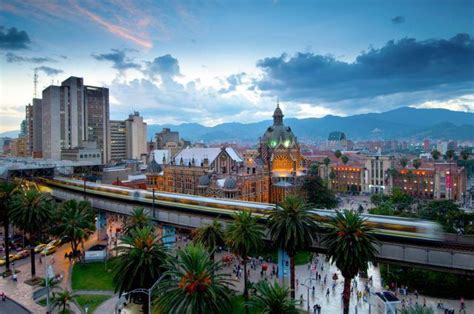 ¿Qué ver y hacer en Medellín? ¡Lugares imprescindibles para visitar! – Blog GuruWalk