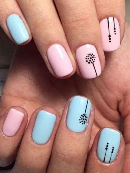 Pin by Tina on Nails in 2020 | Line nail art, Lines on nails, Line nail ...