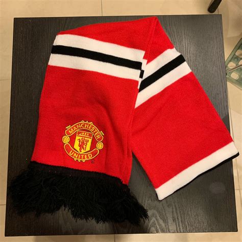 Manchester United Scarf, Everything Else on Carousell