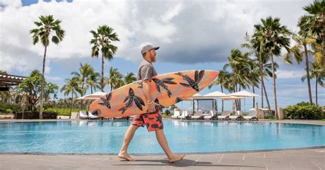 Surfboards are transformed into works of art in ‘old Hawaii’ - Los ...