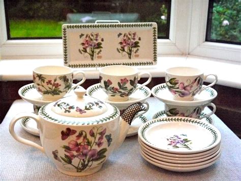 Kitch 'n' Chic: Portmeirion Botanic Garden 20 pcs Tea Set