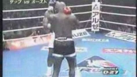 Bob Sapp vs. Ernesto Hoost K-1 WGP 2002 MMA Video