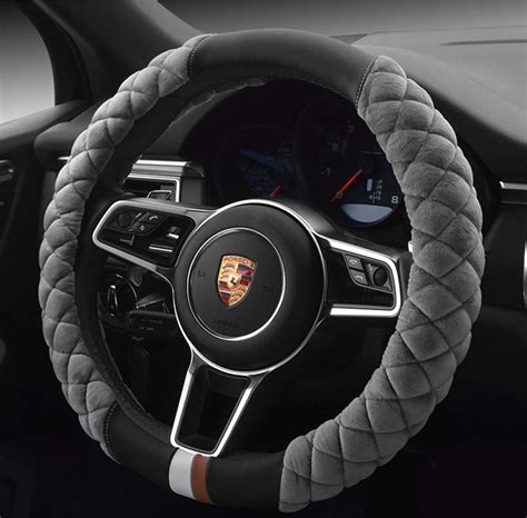 10 Best Steering Wheel Covers For Toyota Highlander