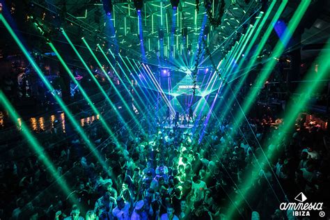 10 Ibiza Nightclubs You Have To Visit Before You Die • Soundplate.com