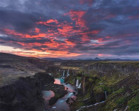 13 Day Extreme Photography Workshop in the Icelandic High...