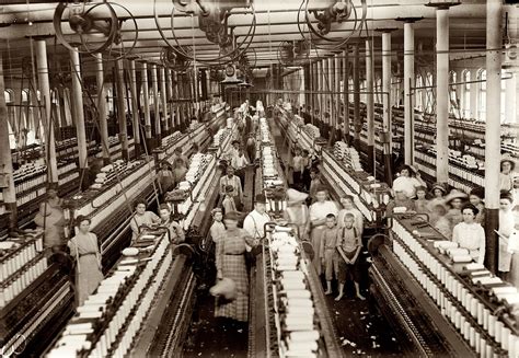 Shorpy Historical Photo Archive :: The Spinning Room: 1911 | Industrial ...