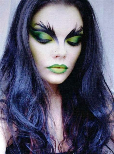 20 Creative Halloween Witch Makeup Ideas For You To Try - Instaloverz