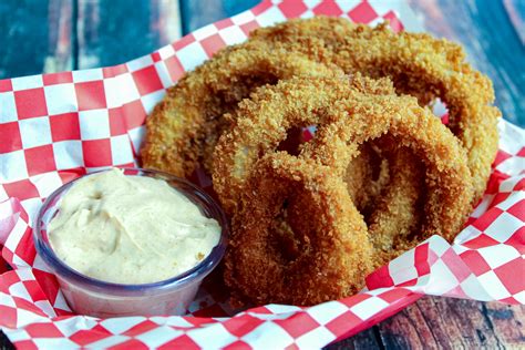 Deep Fried Onion Rings with Dipping Sauce Recipe | Just A Pinch Recipes