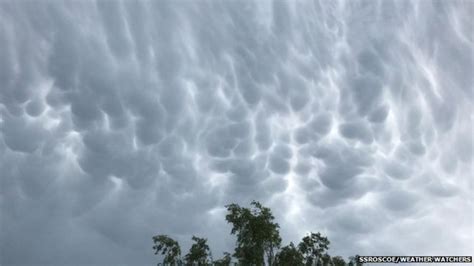 Gallery: Thundery clouds - BBC Weather