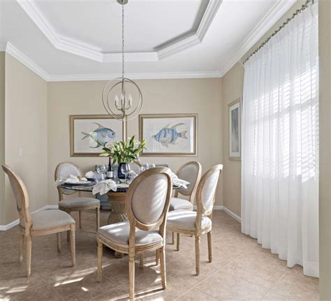 Elegant Dining Room Curtains