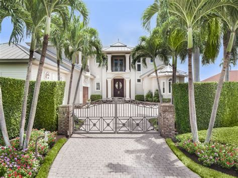 Former NBA Great Larry Bird Selling Naples Home for $4.8 Million - Zillow Porchlight