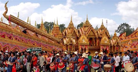 Yasothon Rocket Festival : Thailand Rocket Festival (Bun Bang Fai)