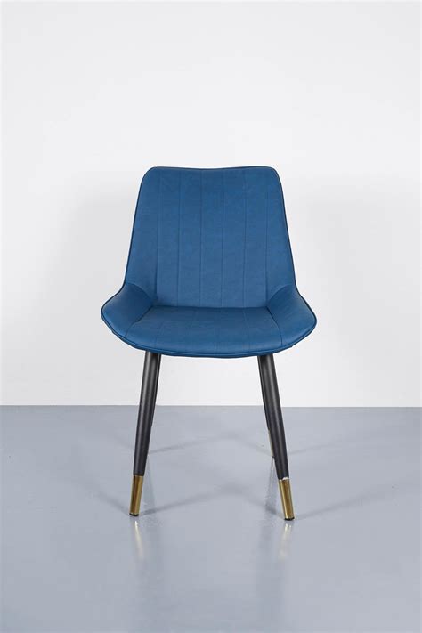 Blue-Leather-Chair | Mount Studio