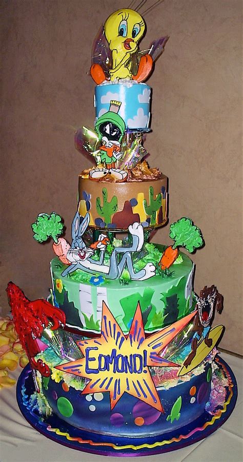 Tweety Bird Birthday | Tiered cake decorated in a tweety bir… | Flickr