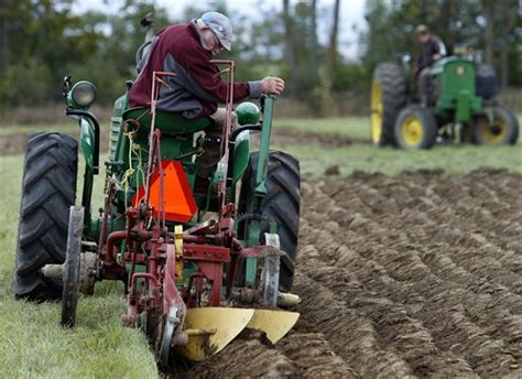 Furrow by furrow at Peterborough County Plowing Match | ThePeterboroughExaminer.com