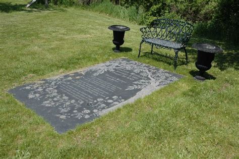 Pin on Famous Graves