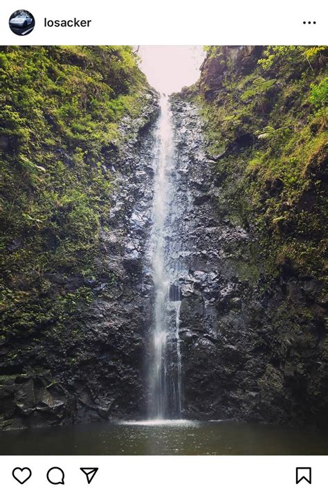 14 EPIC Hikes to Waterfalls in Oahu