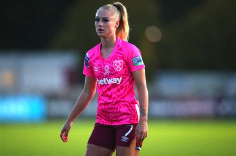 How do Swiss forward Lehmann's two seasons at West Ham United compare? - WSL Full-Time