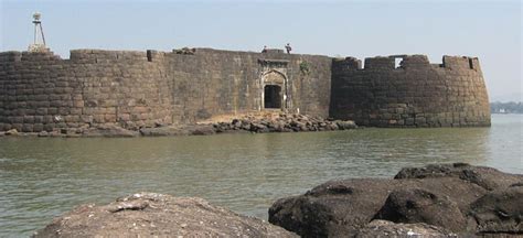 Kolaba Fort Alibag, Timings, History, Entry Fee, Information