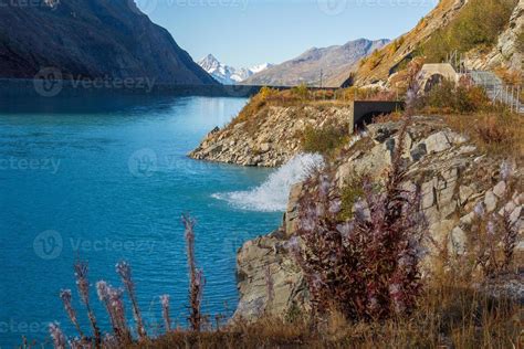 hiking in the swiss alps 12959831 Stock Photo at Vecteezy