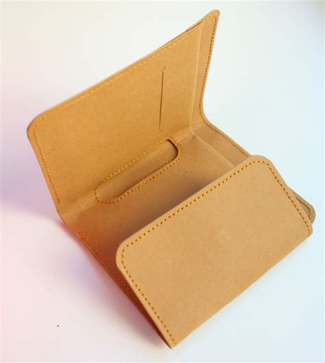 Kraft Paper Fabric Wallet ~ DIY Tutorial Ideas!