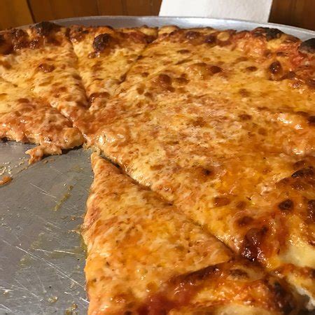 ZUPPARDI'S APIZZA, West Haven - Restaurant Reviews, Photos & Phone ...