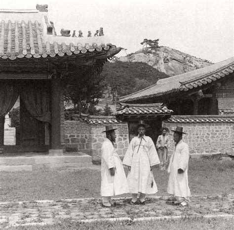 Vintage: Everyday Life of Seoul in Korean Empire (1900s) | MONOVISIONS - Black & White ...