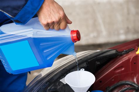 Can You Mix Different Windshield Washer Fluids? - My Car Makes Noise