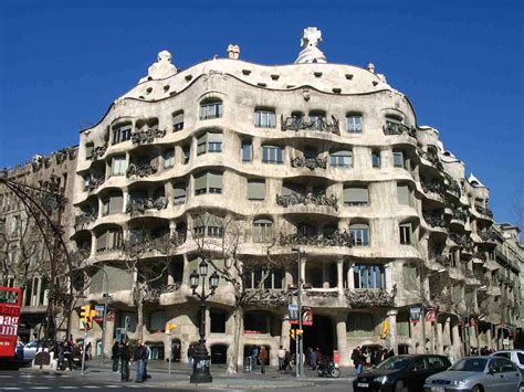 Fun in Barcelona: LA PEDRERA