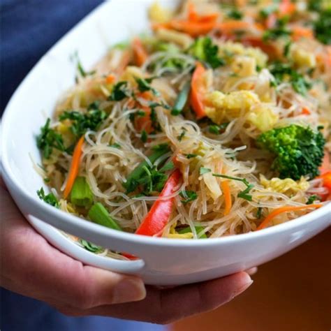 Stir-Fried Cellophane Noodles Recipe | Vegan Filipino Pancit with ...