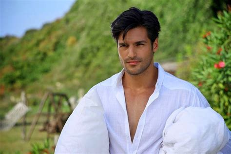 Kiraz Mevsimi Ayaz (Serkan Çayoğlu) Kimdir, Kaç Yaşında, Kilosu ve Boyu ...