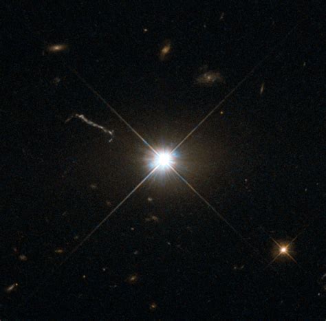 New Hubble Image of Quasar 3C 273