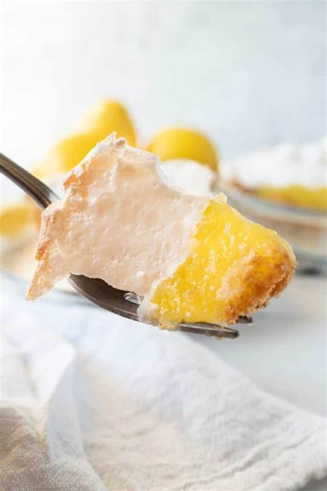 The BEST Lemon Meringue Pie Recipe | Easy & Fool Proof