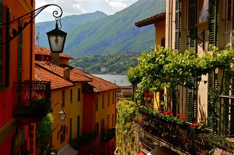 a charming view of a Bellagio's street | Bellagio italy, Beautiful ...