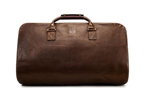 7 Elegant Leather Garment Bags for Formal Travel