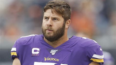 Riley Reiff to Bengals: Cincinnati signing ex-Vikings tackle