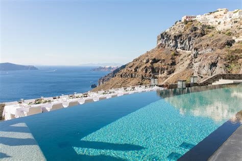 Villa Bordeaux Santorini Wedding Package