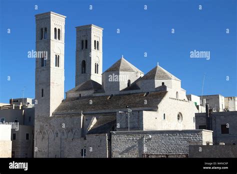 Cathedral molfetta italy hi-res stock photography and images - Alamy