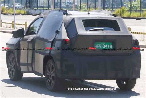 Fiat Argo Based SUV Spied Testing - Launch Later This Year