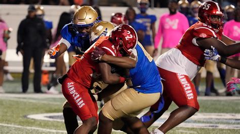 High school football: Mainland Bucs need D-line to shine in playoffs