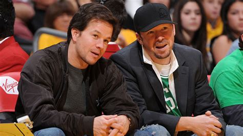 Mark and Donnie Wahlberg Opening Restaurant Called Wahlburgers – The ...