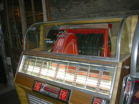 Today in History – The First Jukebox Made It's Musical Debut – American Blues Scene