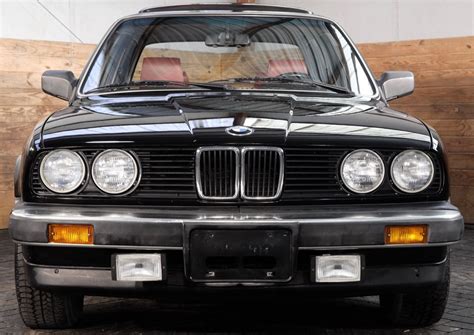 1986 BMW 325e 5-Speed | Bmw 325e, Bmw, Bmw black