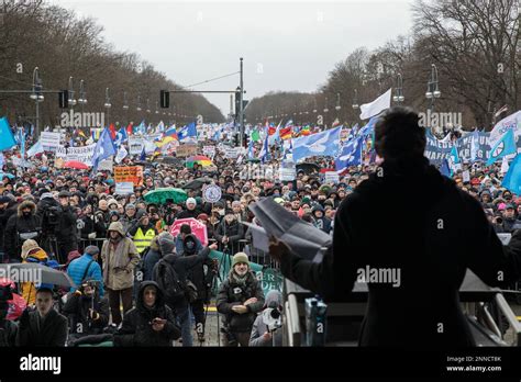 Sahra wagenknecht rally hi-res stock photography and images - Alamy