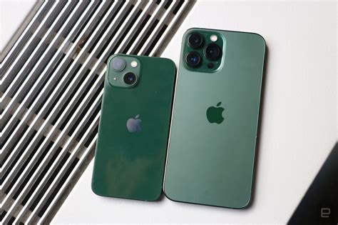 Feast your eyes on the new green iPhone 13 and 13 Pro