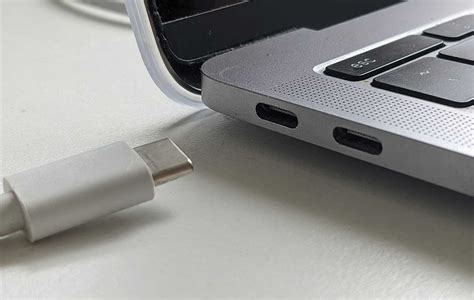 Buying advice: Why your next notebook should have a USB4 or Thunderbolt 4 port - HardwareZone.com.sg