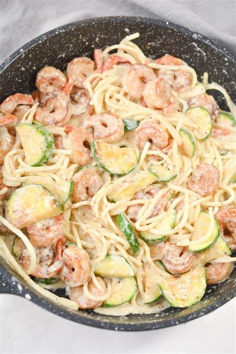 EASY Keto Cajun Shrimp Pasta! Low Carb Cajun Shrimp Pasta Recipe ...